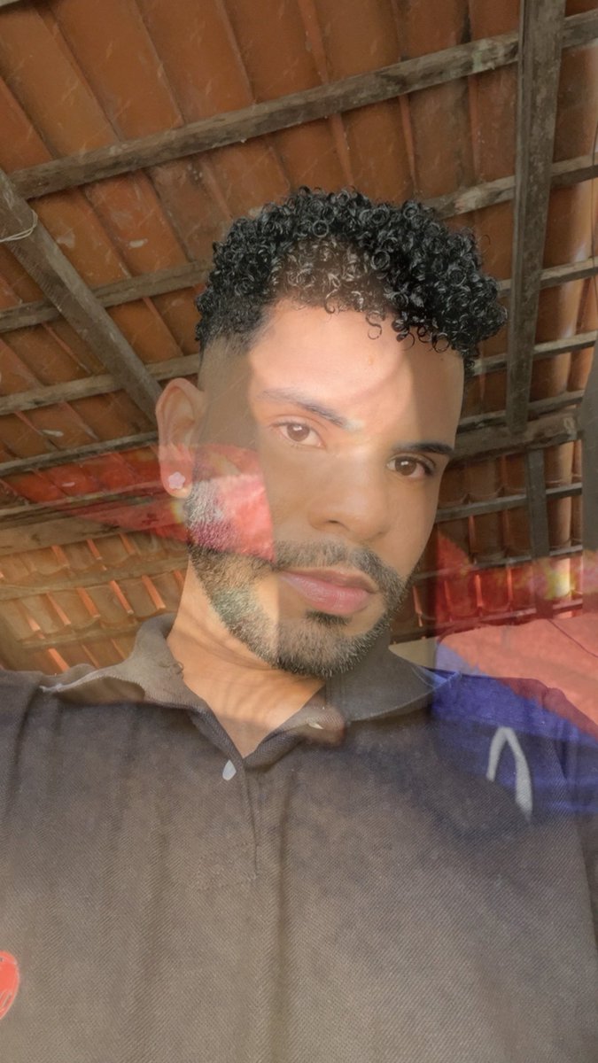 _souodenny's tweet photo. Não resisti a trending 🫢
Mas apago já, já! https://t.co/9PKymoy7SH
