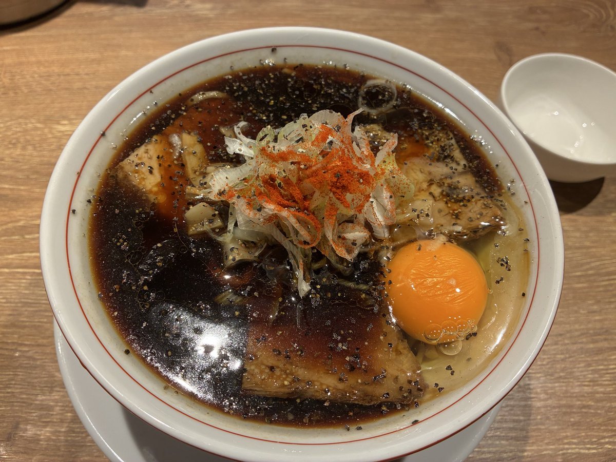 necs_bt7d's tweet photo. でも今日はR+の東京ブラック https://t.co/XlUy17mnsU