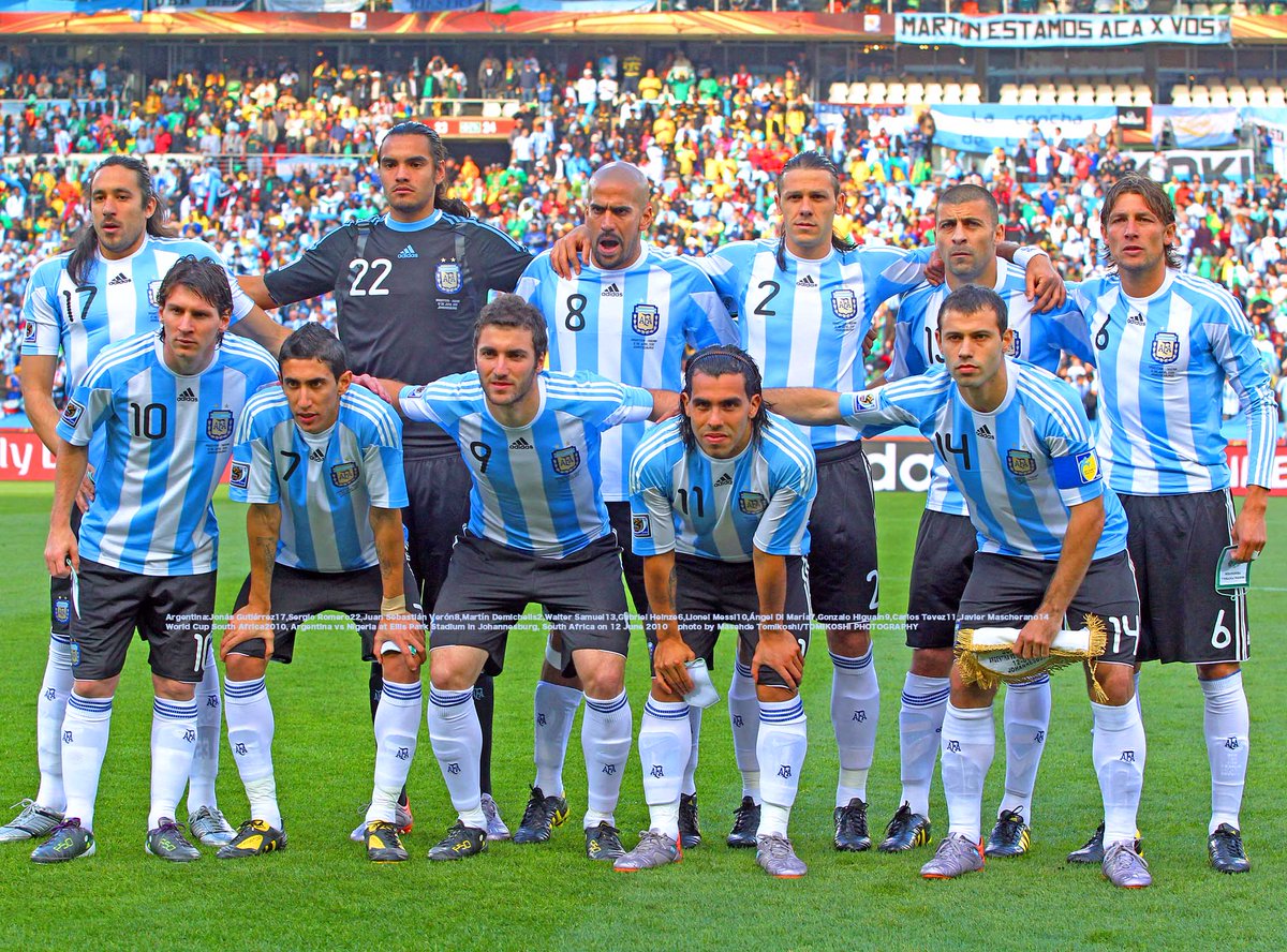 tphoto2005's tweet photo. Argentina:Gutiérrez17, Romero22, Verón8, Demichelis2, Samuel13, Heinze6, Messi10, Di María7, Higuaín9, Tevez11, Mascherano14
WorldCupSouthAfrica2010, Argentina vs Nigeria1-0
at Johannesburg, South Africa on 12 June 2010
photo by Masahde Tomikoshi/TOMIKOSHI PHOTOGRAPHY https://t.co/VNsrGZWmo1