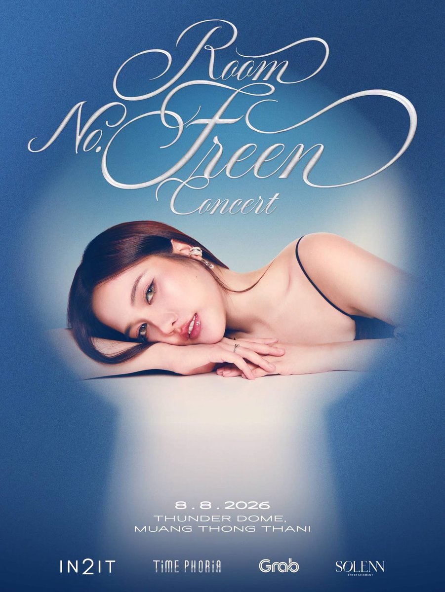 newszonelist's tweet photo. “ฟรีน สโรชา” เตรียมจัดคอนเสิร์ตเดี่ยวครั้งแรก “ROOM NO. FREEN CONCERT” 8 ส.ค. 69 ณ ธันเดอร์โดม เมืองทองธานี แฟนๆ เตรียมกดบัตร 8 ก.ค. นี้

#RoomNumberFreen
#InTheFreenRoom
#solennEntertainment #srchafreen
 
Solenn Entertainment ต้นสังกัดของ “ฟรีน – สโรชา จันทร์กิมฮะ” เตรียมพาแฟนๆ เปิดประตูสู่โลกใบใหม่กับ “ROOM NO. FREEN CONCERT” คอนเสิร์ตเดี่ยวครั้งแรกของฟรีน ซึ่งจะจัดขึ้นในวันที่ 8 สิงหาคม 2569 ณ ธันเดอร์โดม เมืองทองธานี โดยคอนเสิร์ตครั้งนี้มาในคอนเซ็ปต์ของการ “ไขกุญแจ เปิดประตู” สู่ห้องแต่ละห้องที่สะท้อนตัวตนและคาแรกเตอร์ที่แตกต่างกันของฟรีน เปรียบเสมือนห้องพักที่มีเอกลักษณ์และการตกแต่งไม่เหมือนกัน พาผู้ชมร่วมออกเดินทางทำความรู้จักกับเธอในหลากหลายแง่มุม ผ่านโชว์สุดพิเศษที่รังสรรค์ขึ้นเพื่อคอนเสิร์ตครั้งนี้โดยเฉพาะ นอกจากจะเป็นคอนเสิร์ตเดี่ยวครั้งแรกแล้ว “ROOM NO. FREEN CONCERT” ยังถือเป็นการเฉลิมฉลองวันเกิดครบรอบ 28 ปี ของฟรีนอีกด้วย 

แฟนๆ เตรียมวอร์มนิ้ว เคลียร์คิว และล็อกเวลาให้พร้อม สำหรับ “ROOM NO. FREEN CONCERT” จะเปิดจำหน่ายบัตรในวันที่ 8 กรกฎาคม 2569 ตั้งแต่เวลา 10:00 น. เป็นต้นไป โดยก่อนถึงวันเปิดขาย สามารถตรวจสอบ Seating Plan และสิทธิประโยชน์ของแต่ละที่นั่ง เพื่อเลือกห้องที่ใช่สำหรับตัวเองได้ล่วงหน้า พร้อมจองบัตรผ่าน ALL TICKET และ เคาน์เตอร์เซอร์วิส ในร้าน 7-Eleven ทุกสาขาทั่วประเทศ โดยบัตรมีราคา ดังนี้ 7,500 บาท / 5,500 บาท / 4,500 บาท / 3,500 บาท / 2,500 บาท และ บัตร Live Streaming ราคา 1,200 บาท

สามารถติดตามรายละเอียดการจำหน่ายบัตรและข้อมูลเพิ่มเติมได้ทาง Social Media ของ Solenn Entertainment แล้วมาร่วมเปิดประตูสู่ค่ำคืนแห่งความทรงจำ และเป็นส่วนหนึ่งของคอนเสิร์ตเดี่ยวครั้งแรกของฟรีนไปพร้อมกัน