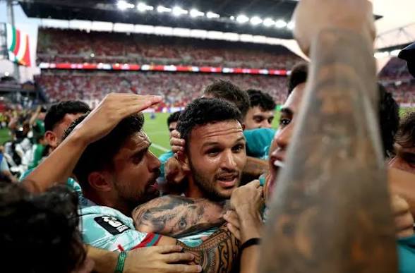 arahankhan68's tweet photo. THE DREAM STAYS ALIVE! 🇵🇹🔥
A night filled with pure tension, unbreakable faith, and ultimate victory. We started with belief, we fought with passion, and we finished as winners. Bring on the next round!

#FIFAWorldCup #portugal #croatia #CristianoRonaldo #CR7 https://t.co/H5jV2H3afi