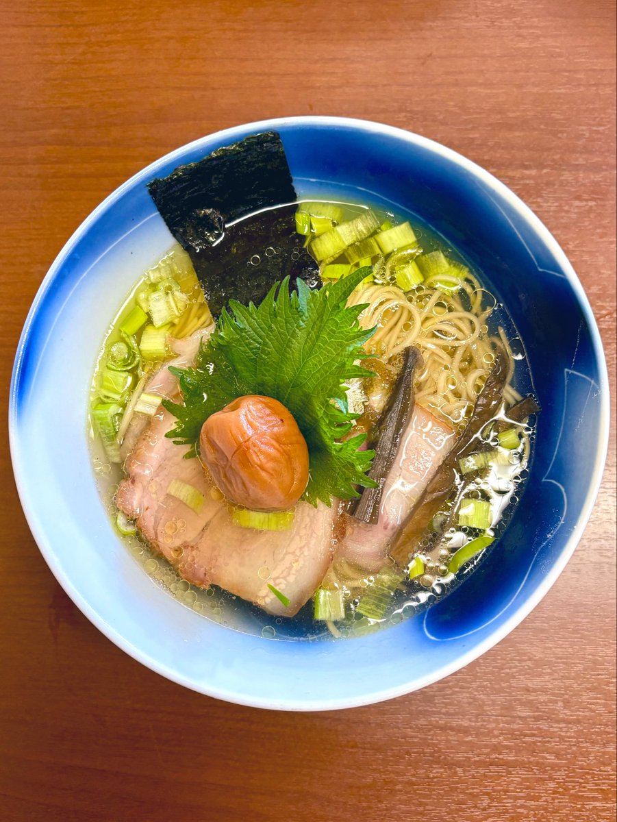 romeo_iocifalla's tweet photo. 塩らーめん 千茶屋＠太田市
 【限定】梅塩らーめん
🌟極上の一杯💯 https://t.co/NNJSB1T6WK