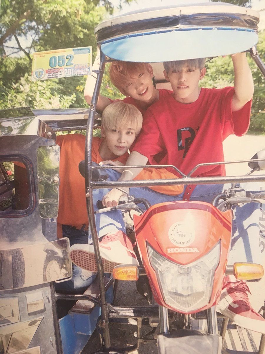 kim_minola's tweet photo. why had i never seen this is this real https://t.co/6GZV2MtBLC