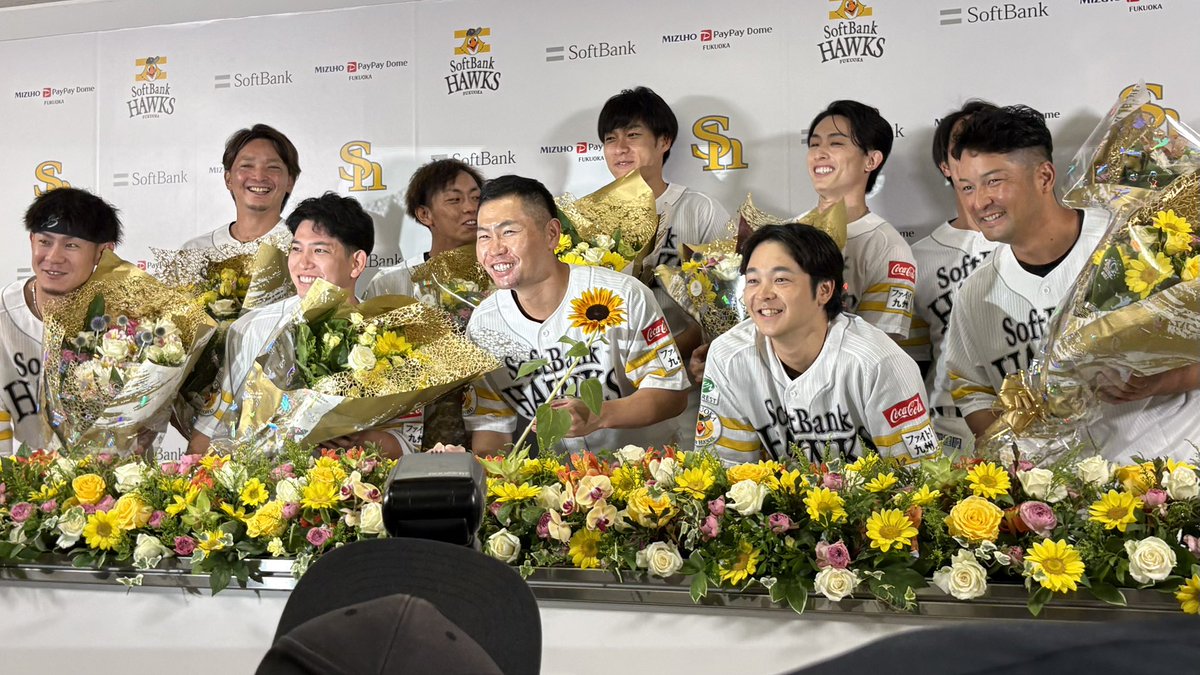 TVQAnnouncers's tweet photo. 愛する男は愛される男。ファンを思ってのこの時期の引退発表になったと明かしました🌸櫻井 https://t.co/3rmywPBh9f