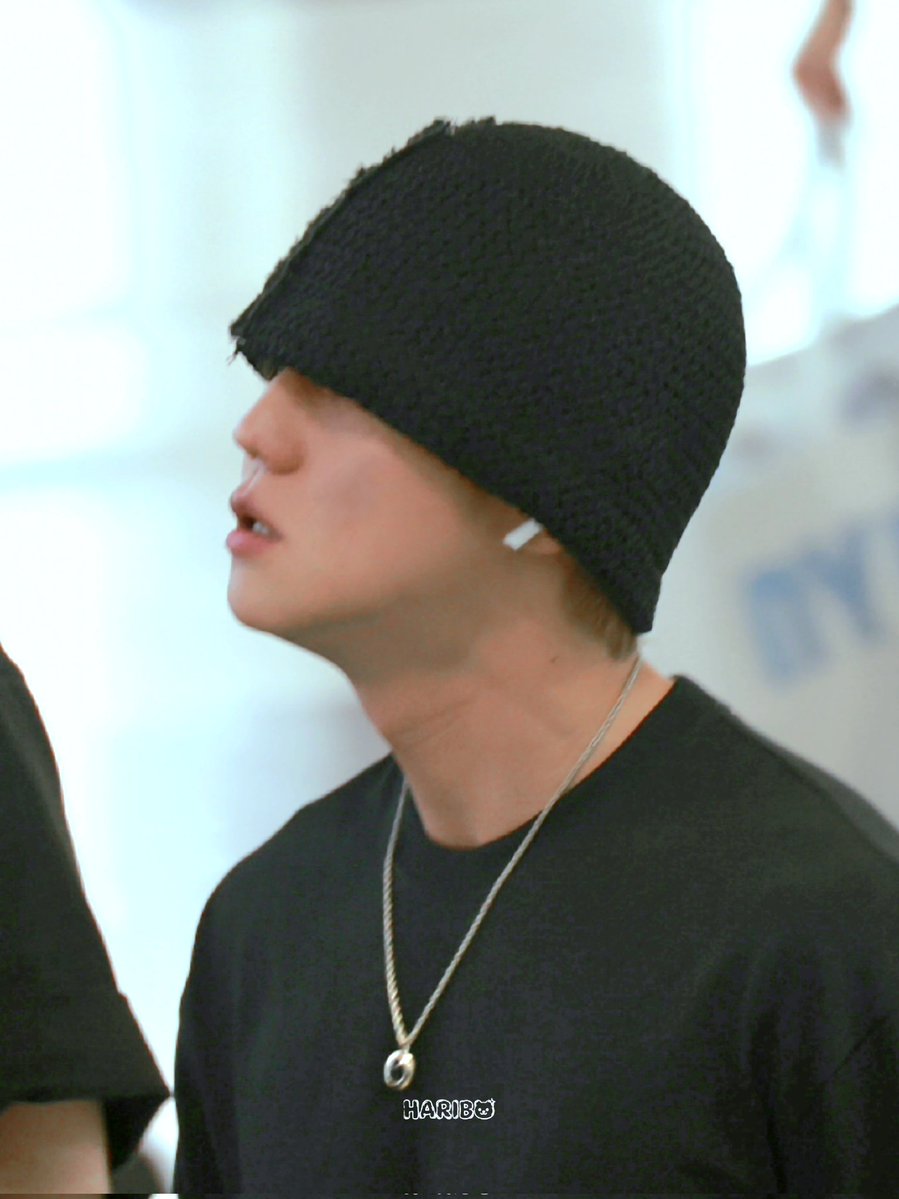 haribo_rang's tweet photo. 260703 GMP 출국 요섭

잔상콘 아투 시작 💛

#하이라이트 #비스트 #Highlight #Beast
#양요섭  #요섭 #YOSEOP #YANGYOSEOP https://t.co/C4THA4lsGd