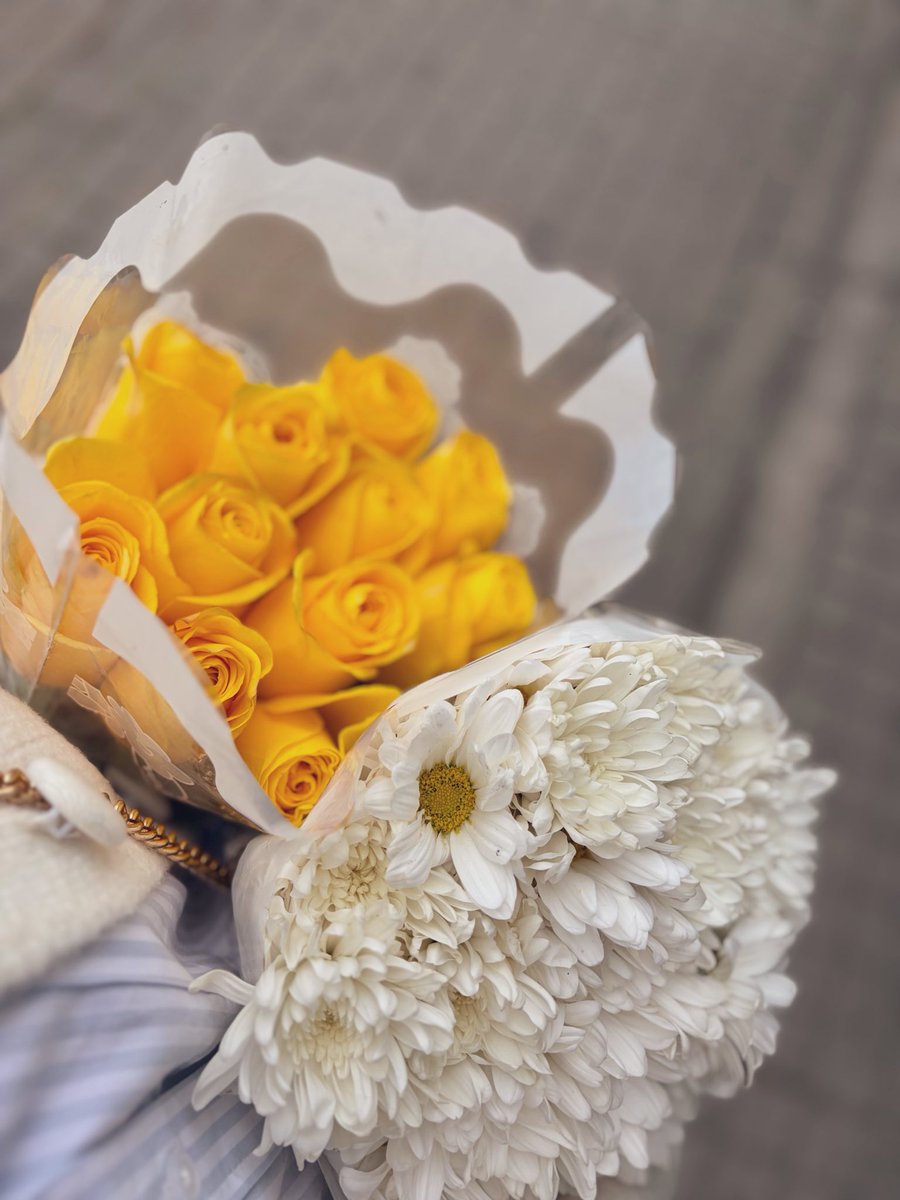 daniela_bm18's tweet photo. No es tan difícil hacer feliz a una mujer. 💛 https://t.co/7pvvWQKkcd