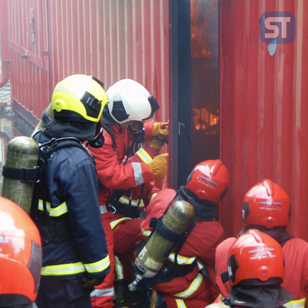 SamsonTiara's tweet photo. Individual OERTM cert ≠ team readiness. A team that doesn't #drill together loses coordination, communication shorthand, role clarity. @OPITOGlobal FOERTM (Further #Offshore #Emergency Response Team Member) refreshes both.

OPITO FOERTM at #SamsonTiara:

https://t.co/WQH4pk0waY https://t.co/Zqfb3RR4kd