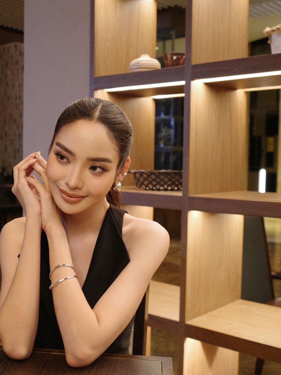 PatchaLATAM's tweet photo. Morning, seeing you heals every wound in my heart. Have a wonderful day 🤍

PATCHA ON SET THIS JULY 03

#พัดชาพลอย #Patchaploy
@patcha911 https://t.co/fbgJWhVkvE