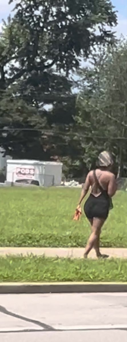 314hog's tweet photo. I drove past this #streetwalker on MLK right across from Wohl’s Center. I turned around to go pick her up and she was getting in the car with another John….. I bet she was fun too… #314slut #stlslut #stlouis #ebonythot #314freak #hooker #ebony #streetwalker #slut #stlouis https://t.co/DcSh6SkKWj