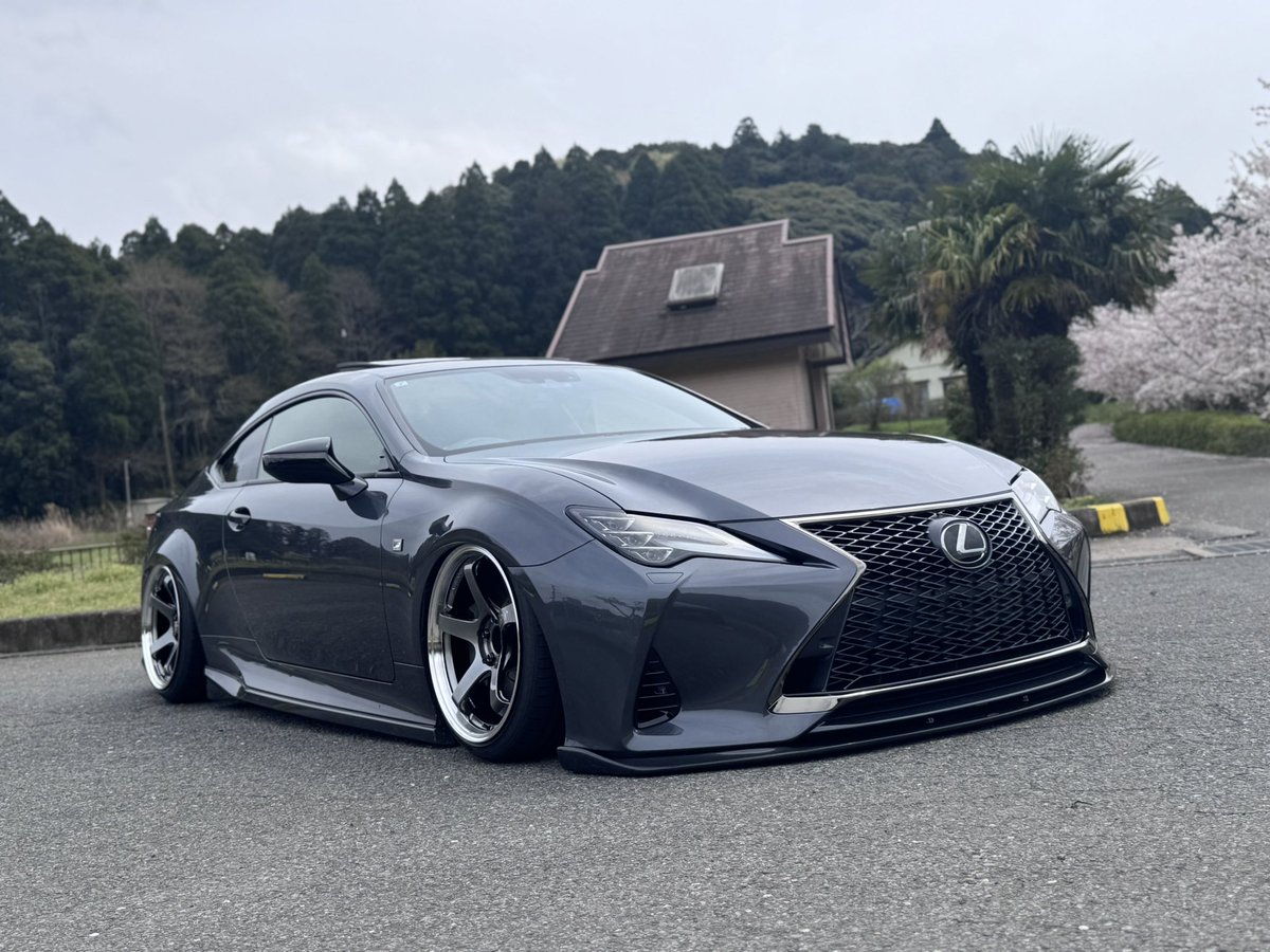 AKI304grx130's tweet photo. #これがこうなる選手権 
車買って8ヶ月目
ノーマルで乗ると言いながら、車買った段階で妄想を固めてた🤭

納車して1ヶ月でバンパーバラして、その数ヶ月後にはエア脚になってと、なかなかに今回はテンポがはやい（） https://t.co/9C5xW2BVAd