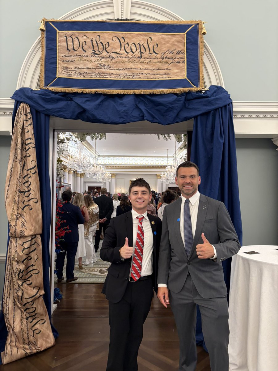 TimPolczynski1's tweet photo. 🇺🇸 Happy 250th Birthday, America!

Honored to celebrate our nation’s 250th at the Patriot Passport Launch Reception at the State Department alongside some of America’s strongest leaders.

Always great running into fellow Norristown native @JackPosobiec 🤝

Thank you, @SecRubio, for the Patriot Passport! 🇺🇸