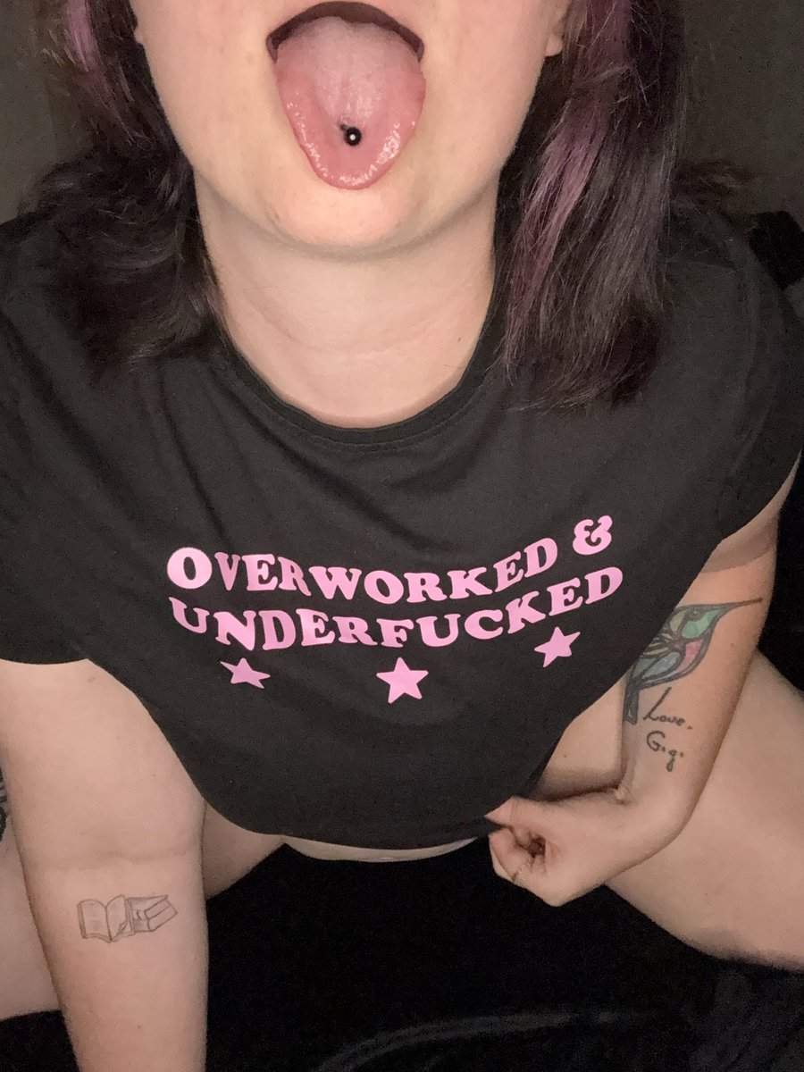 Bugg00033's tweet photo. Overworked &amp; Underfucked 😣😩
#onlyfans https://t.co/7vayUUlfUr