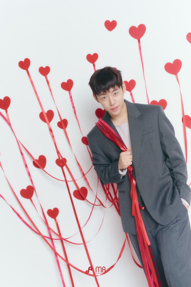 BAPNATION_BABY's tweet photo. JUNG DAEHYUN talked about BANG YONGGUK in a recent interview

“Once again, I was in awe (with admiration & respect) of my hyung’s capability in his producing skills. I believe he understands me better than anyone else and knows best on how to bring out my strengths. 

I trusted his direction and gave my all in singing to the best of my ability and therefore as a result, the turned out was completed even better than I expected. I’m truly grateful to hyung for making this album with me.”
https://t.co/epK8dYS9R8

#JUNGDAEHYUN #정대현
#BANGYONGGUK #방용국 
#BAP #비에이피