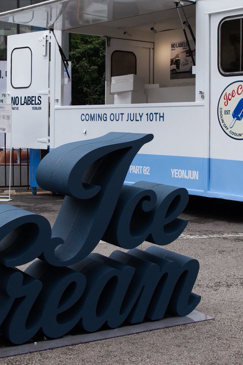 TXT_bighit's tweet photo. 🍦 𝙄𝙘𝙚 𝘾𝙧𝙚𝙖𝙢 𝙋𝙡𝙖𝙮 𝙕𝙤𝙣𝙚 OPEN! 🚛

too hot한 여름, coolin' off 존 오픈🧊
7/10 발매되는 연준 'Ice Cream'과 함께
다양한 이벤트를 녹기 전에 즐겨보세요.

📆2026.07.03 (FRI) - 2026.07.05 (SUN)
⏰12:00 - 18:00
📍뚝섬역~서울숲역 가는 사거리 코너 (서울특별시 성동구 성수동1가 656-297)

#YEONJUN #연준
#YEONJUN_IceCream #연준_IceCream
#NOLABELS_PART02
#투모로우바이투게더 #TOMORROW_X_TOGETHER #TXT