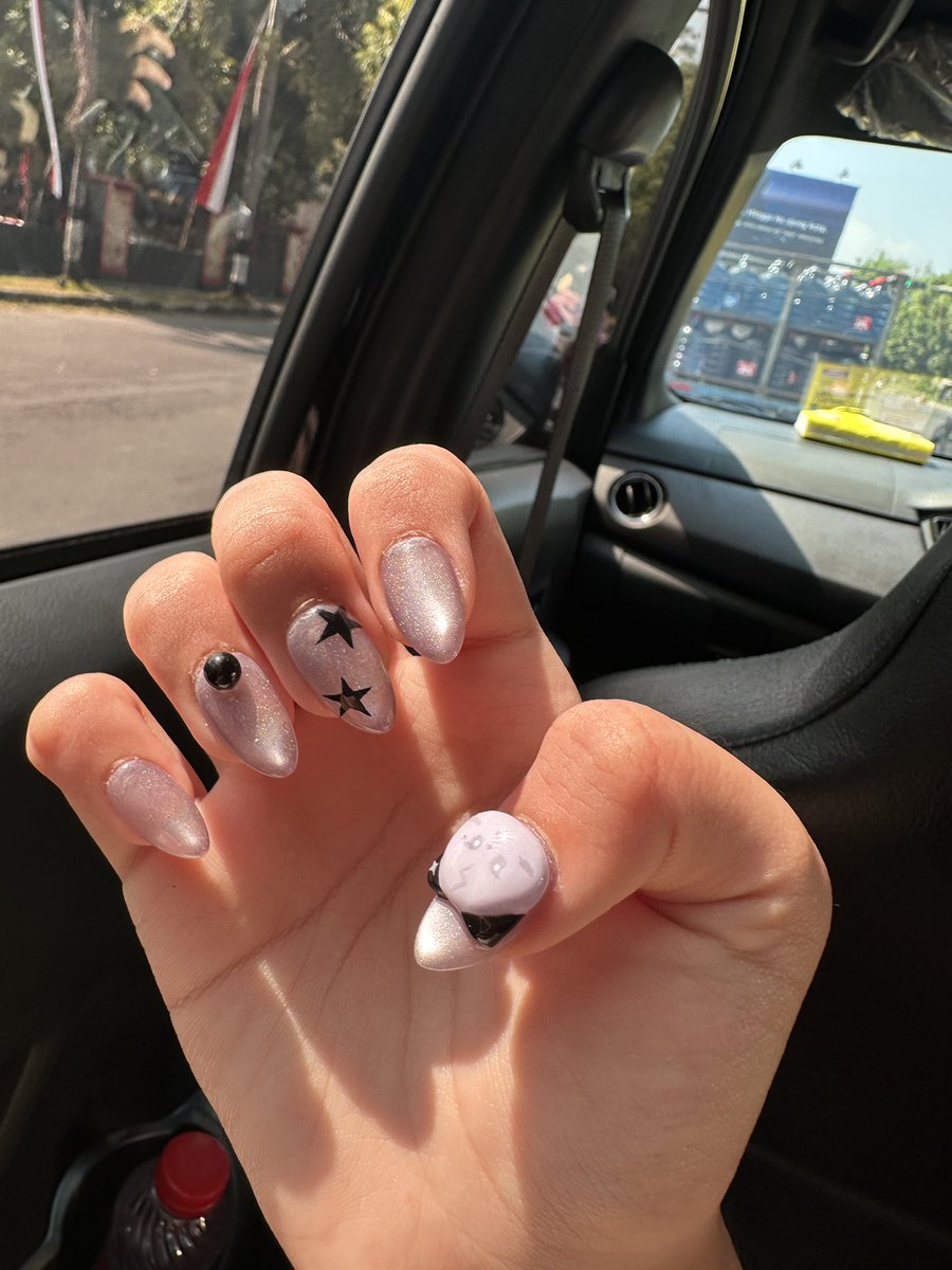 loafjjae's tweet photo. my nails for pjf! IMUP BGT PLS 😭😭🫰🏻
thankyoouu kak @styxcoat 💗 https://t.co/QoAkTcIMs3