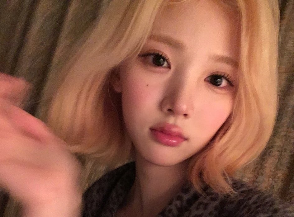 picscjiwoo's tweet photo. #지우 ̩͙ ₊ ᨦ ♡ ᨩ ໋₊ ·̩͙ https://t.co/dhC62K4HNr