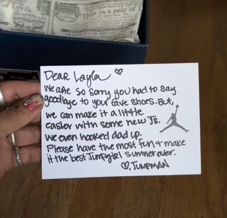 SBDetroit's tweet photo. Shout out to Jordan Brand for hooking Layla up with a care package after her original pair fell apart ❤️👏 https://t.co/2UZk721Oor