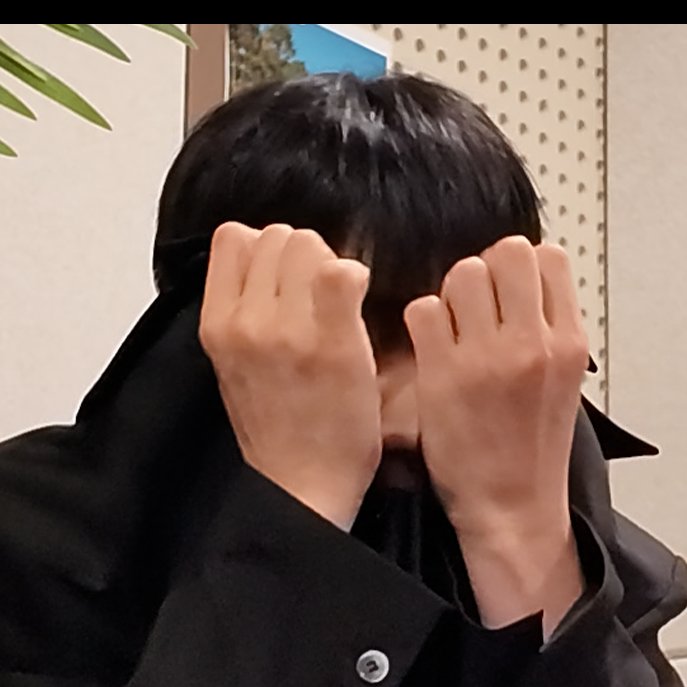 ddudinidaa's tweet photo. 플로집 업데이트 돼서 프사 저장할 수 있게 됐습니다~
얼른 저장하러 가세용 https://t.co/j0uZWngi2u