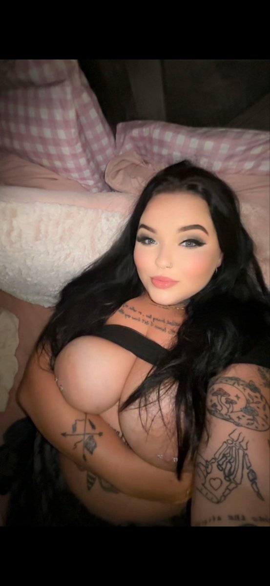 Bushgoddessxoxo's tweet photo. come watch me tonight :) I wanna play daddy . DEALS FOR THE fourth 😻 
#Chudaï #CHUDAİ #bbw #fypシ゚viral #content #pawg #gothmommy https://t.co/5i4oSL9FhQ