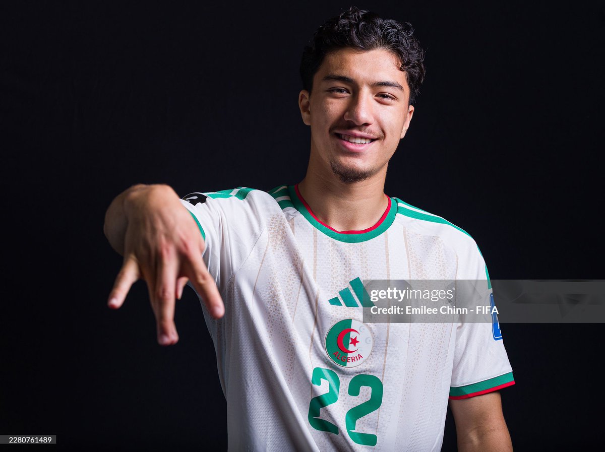 BenaliaMohamed's tweet photo. كان عندنا مازا الوحيد اللي يدور
ايا المدرب عرف بلي الشيء هذا خطر على بلاده سويسرا
ايا راح زيره بالخطة هذي https://t.co/dAvT7rqocr