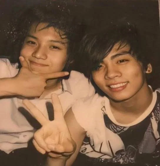 pannchoa's tweet photo. Shinee Taemin picks Jonghyun as the artist he would like to share a stage with the most at this point in his career
https://t.co/9B58vmJLAf https://t.co/gSWQgLiWLi