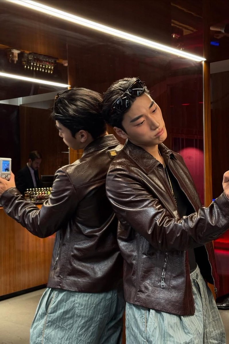 meltasep's tweet photo. @mmphx_ ชอบตี๋ทั้งหมด พวกจุ๊บนางฟ้าที่แก้มนี่อันตรายย 🫪🫪🫪 https://t.co/HvyKVQUnXq