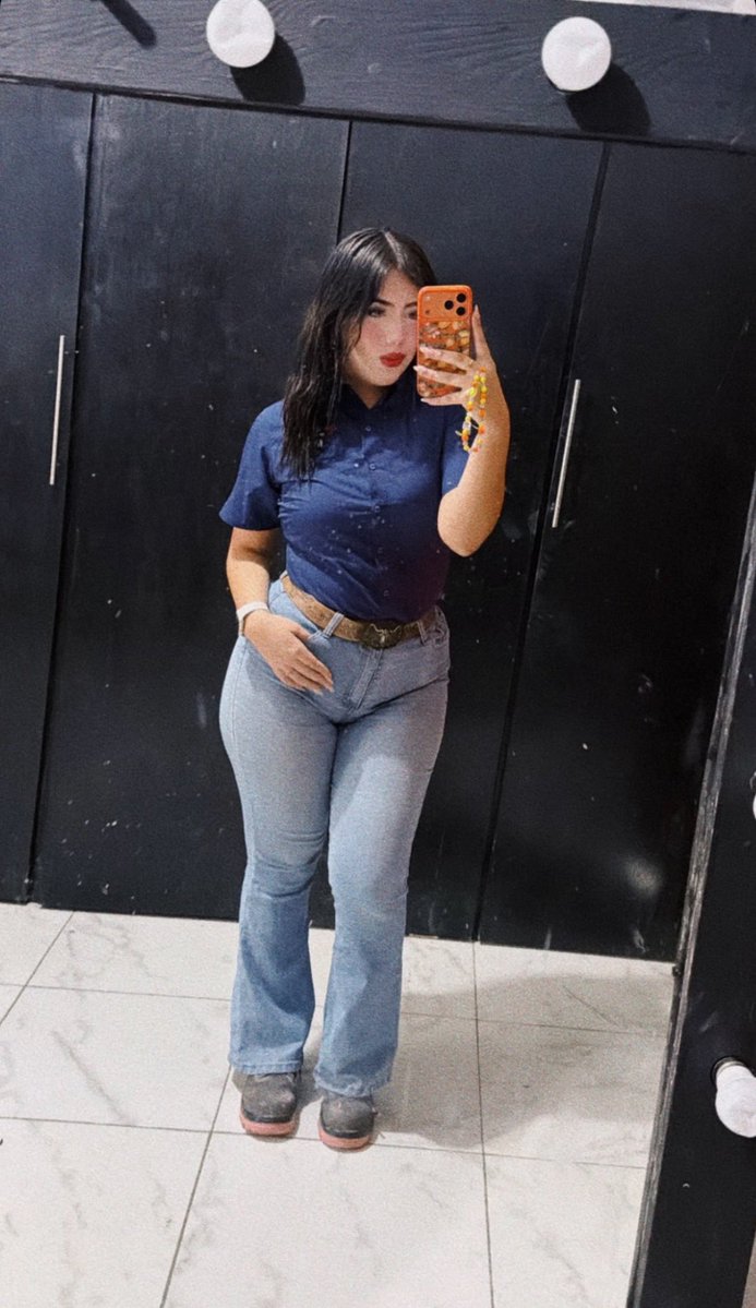 Lynenyx's tweet photo. Hola 👋🏻 https://t.co/jIs7ZCTvH4
