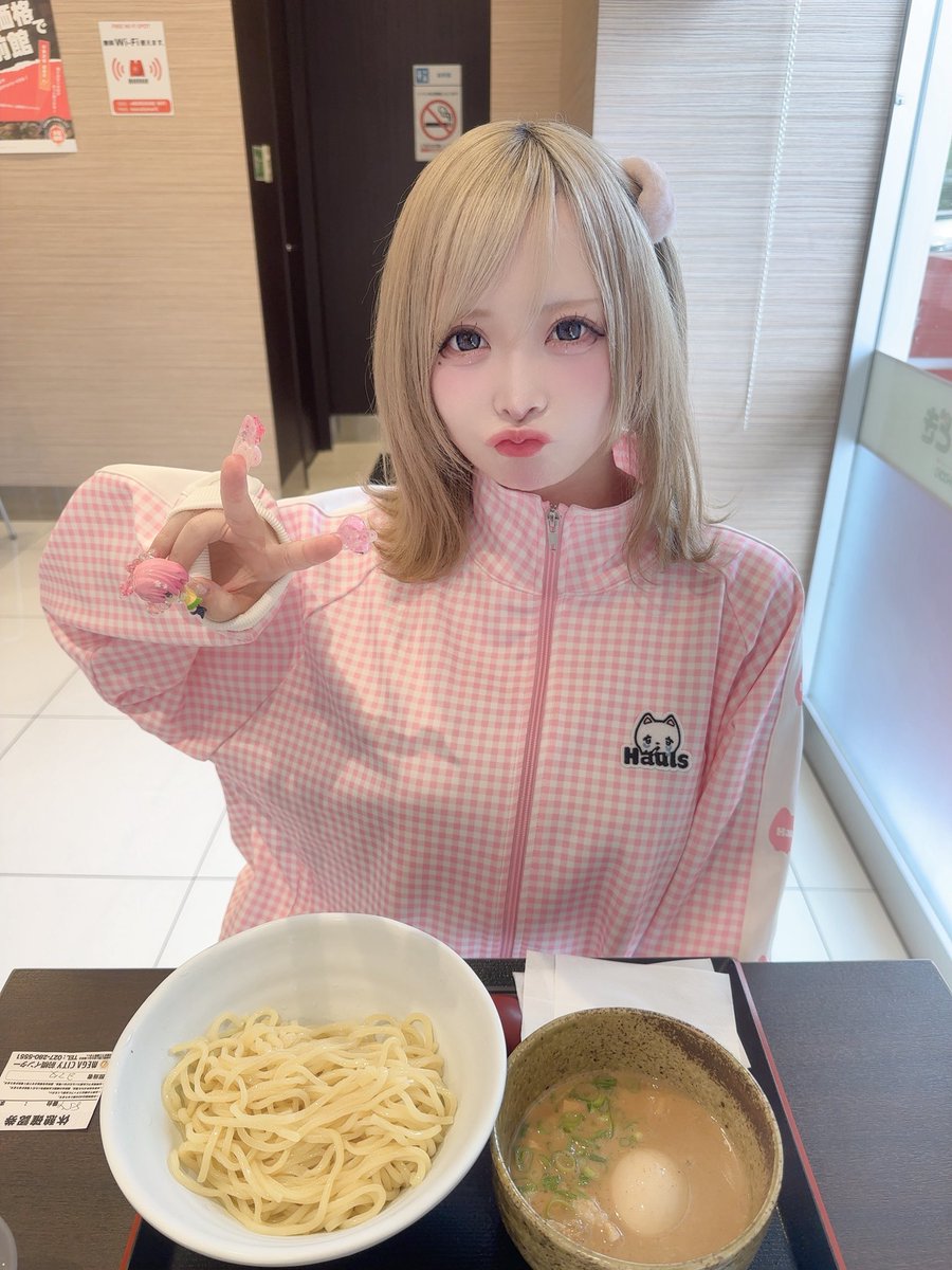 m_mikuru_m's tweet photo. 🄻🅄🄽🄲🄷🅃🄸🄼🄴💘︎︎◝✩ https://t.co/JeDaLPOQS5