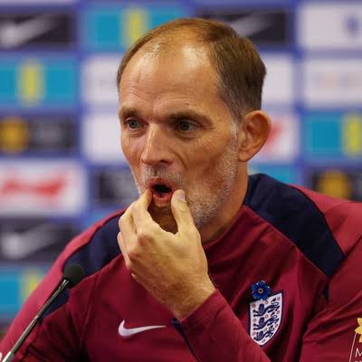 PLShitposting's tweet photo. 🚨ENTENDIBLE
Thomas Tuchel revela qué va a pasar en caso de que Inglaterra no le gane a México:

“vamos a EJECUTAR públicamente a Noni Madueke” https://t.co/47Y21fhURY