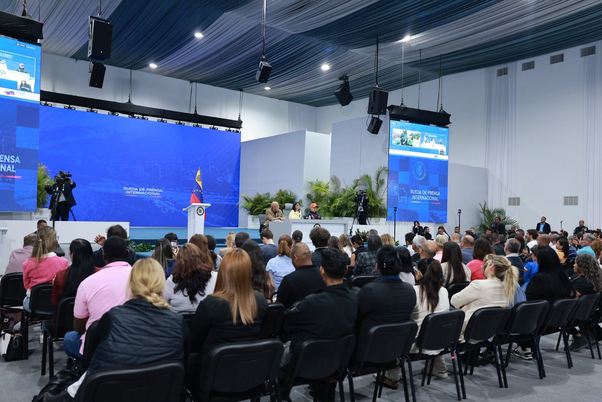 PDVSA's tweet photo. En este sentido, extendió su agradecimiento a las empresas energéticas globales, incluyendo a ConocoPhillips, Exxon, Reliance y Repsol, por sus donaciones y muestras de apoyo ante esta contingencia. https://t.co/UV5BKQMG7u