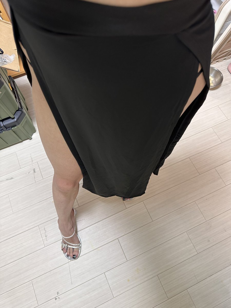 b6soe's tweet photo. #男娘 #伪娘

哪件好看？ https://t.co/JfwXGyRigp