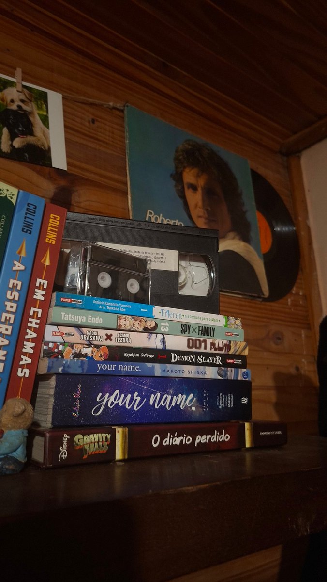 wdwsz's tweet photo. quarto de uma mulher de 22 anos!! https://t.co/oKlNLlEzil