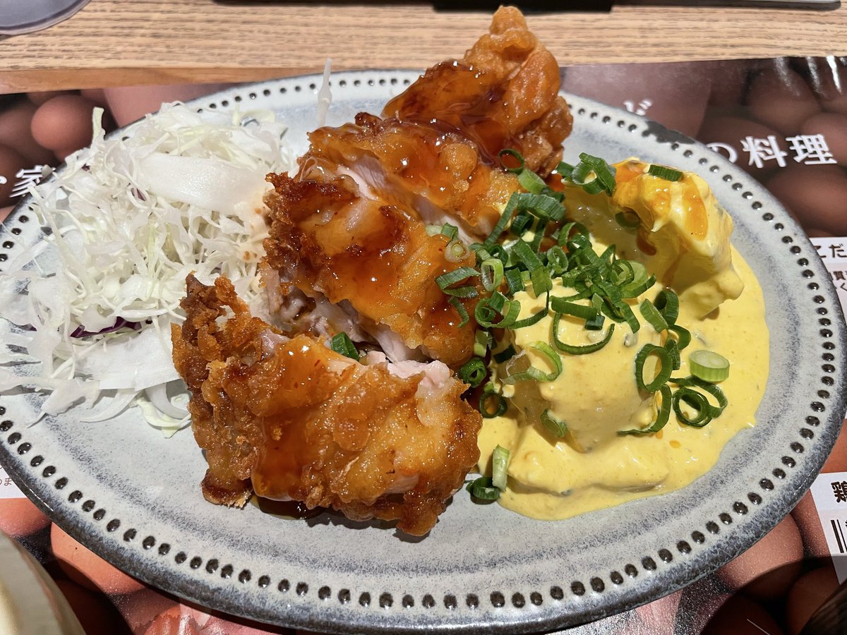 244love_noodle's tweet photo. 午後から研修で腹ごしらえに鳥玉🐣
チキン南蛮定食ハーフ定食五穀米大盛
お肉柔らかくてヨキ🐤
こちらのタルタルゆで卵まんま使ってるんで食べ応えバツグン🥚
ハーフでも満足デシタ😚
#鳥玉
#チキン南蛮 https://t.co/iqgbBbhxwv
