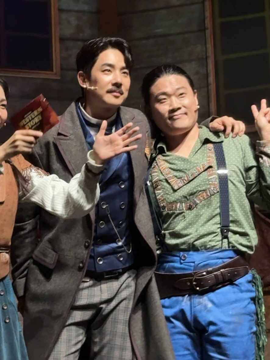 mingsurl's tweet photo. 4년후... 런이어트와 동희버드 https://t.co/2wFVA4osLy