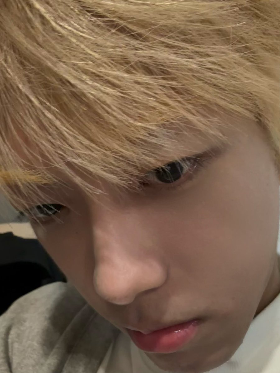 weayom's tweet photo. 알비노 원숭이 시절입니다 https://t.co/QPqrhgrZiD