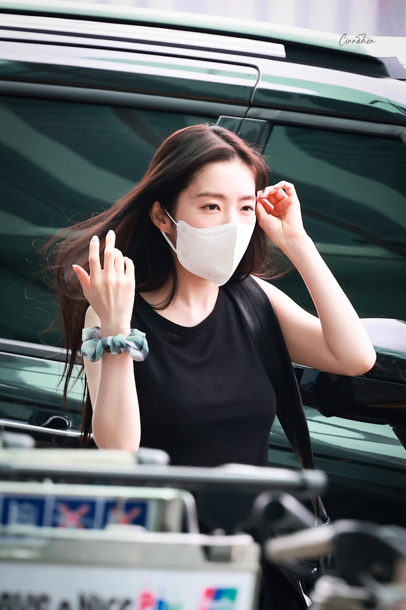 Cinnamon_0v0's tweet photo. 260703 ICN (2)

✈️✈️

#IRENE #아이린 https://t.co/RYV8zu1Fj9