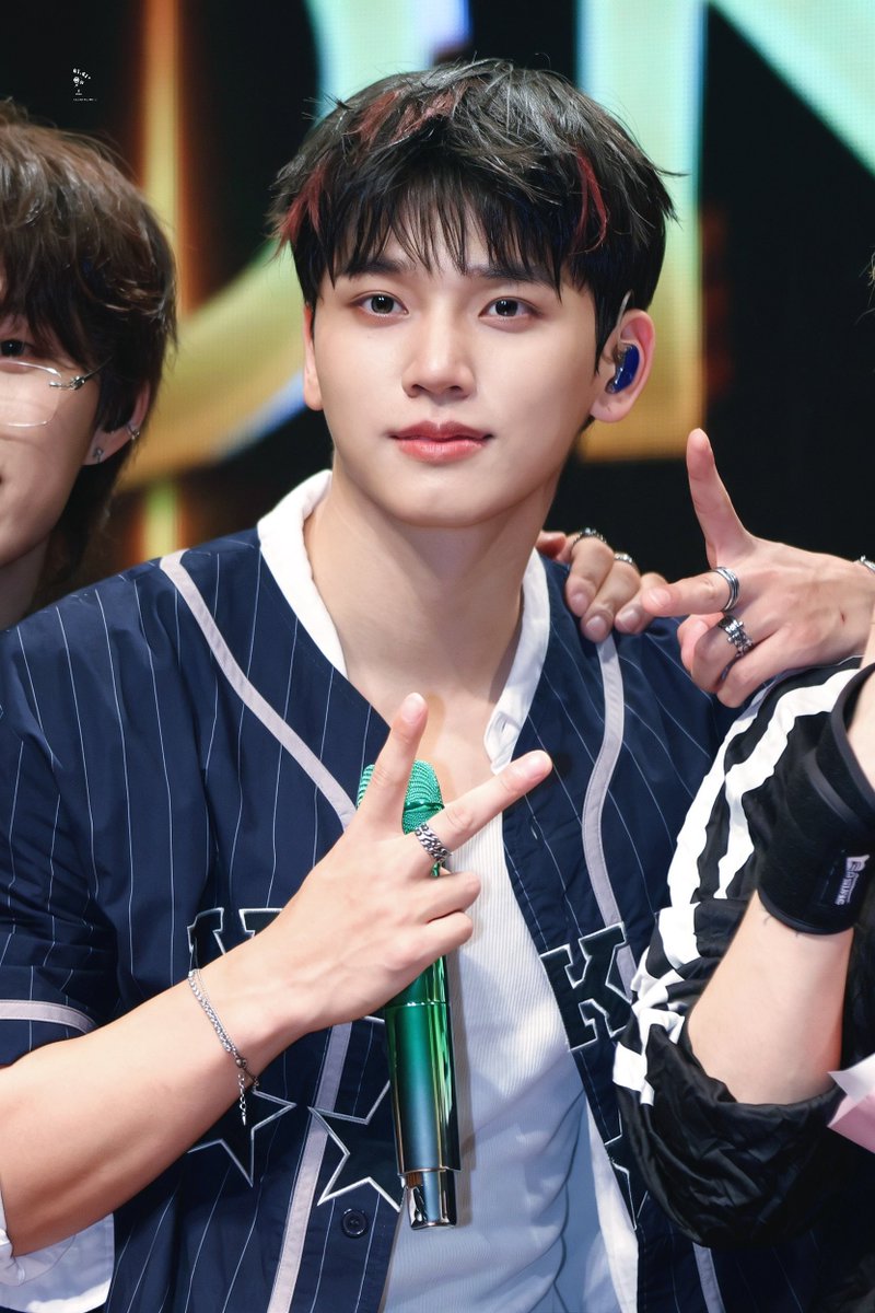 MN6141's tweet photo. 260630
OMEGAX [ OX Athletic Club ] 
5TH ANNIVERSARY FAN MEETING 

HYUK

#OMEGA_X #오메가엑스 
#HYUK #혁 #양혁