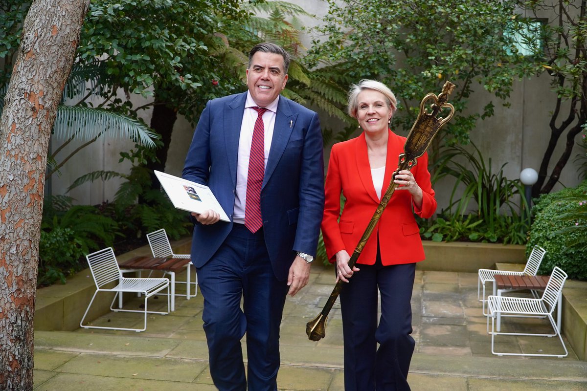 MiltonDickMP's tweet photo. Congratulations to @tanya_plibersek the very proud Member for Sydney as the longest serving woman in the House of Representatives. I’m proud to work alongside this inspirational woman and I commend her on her unwavering commitment to civics engagement and education 🙏 https://t.co/wDM2ieBgVJ