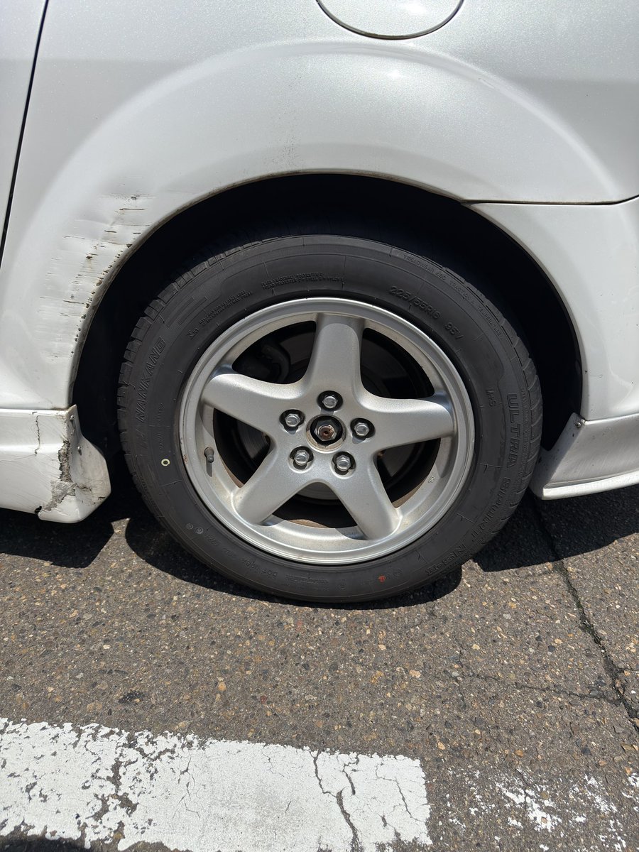 senon_180sx's tweet photo. Rx8売ります
前期
フルノーマル
外装ボロい
Rx7純正ホイール
距離105000キロ
エンジンめちゃ調子いいです
圧縮抜けてる感じなし
あんま急いでないので30万で。
話早い人は値下げします
新潟からです
他聞きたいことある人コメントしてくださいっ
#車売ります https://t.co/QvLGj724dO
