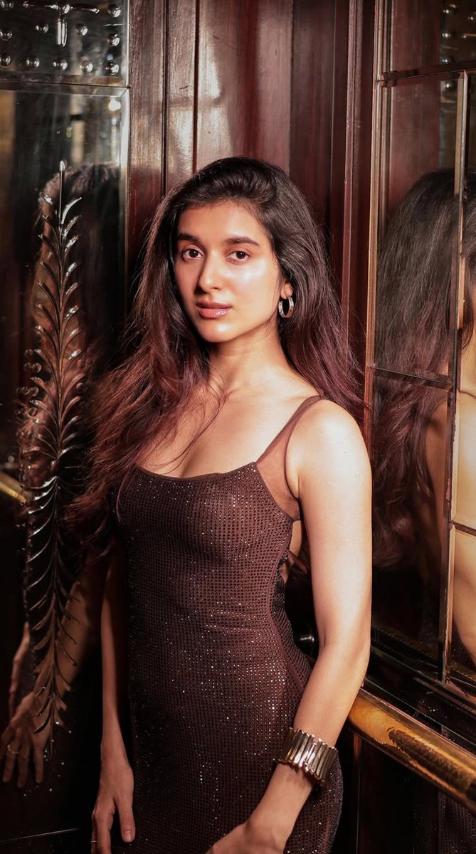 facecardHD's tweet photo. Sanjana sarathy 🤎✨ morning 

#Sanjanasarathy https://t.co/Q5RhL4nZRR