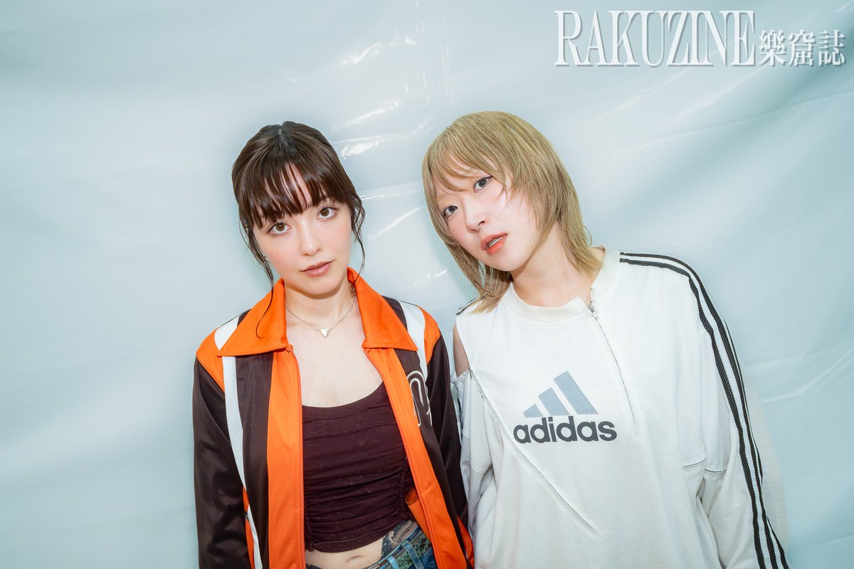 RAKUZINE's tweet photo. ✨LIVE REPORT / INTERVIEW✨
【2026 風神祭】yonige 明亮清新、靈動輕盈，流露出令人炫目的耀眼青春

記事全文 https://t.co/CHg8YnI5Aw

@_yonige #風神祭 #WindTopFest https://t.co/ciwteCZlZz