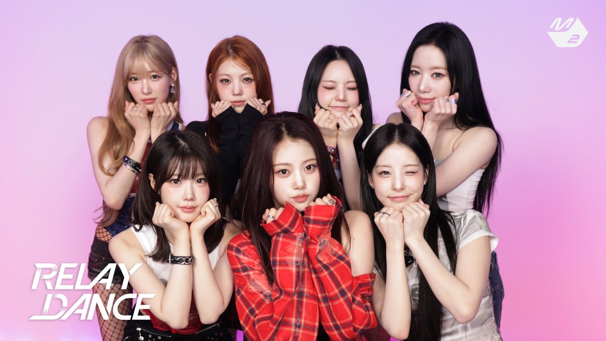 M2MPD's tweet photo. 눈물이 난 채로 걷다가도 클라씨 릴레이댄스가 뜨면 바로 보는 게 클리키다운 거라서💧 #릴레이댄스 #CLASSy #눈물이난채로걷는게나다운거라서 #클라씨 @CLASSy_twt_ #RelayDance

▶ https://t.co/66jRaCjwm2 https://t.co/GoReeBT8sf
