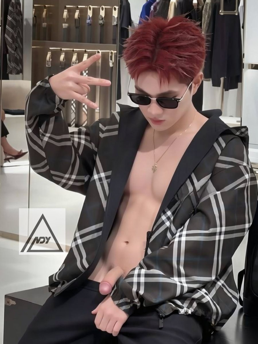 25_Andyyy's tweet photo. Captain Boy 

Captain boy bay tới đụ e đây🥵(cmt bên dưới nếu muốn fake ai) #fake https://t.co/bwMmt7jvof