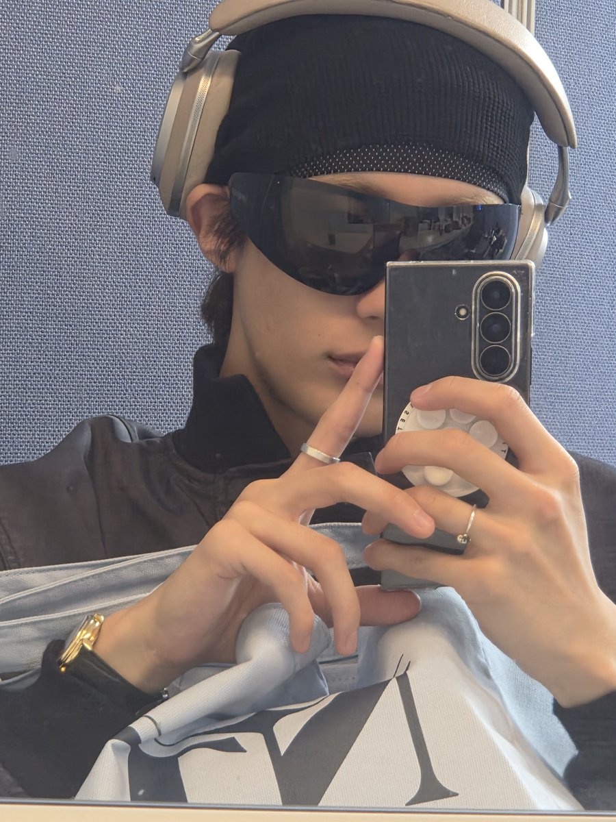 guiqaixzyoju's tweet photo. https://t.co/apfkeBM15O https://t.co/fGCn1oJYNP