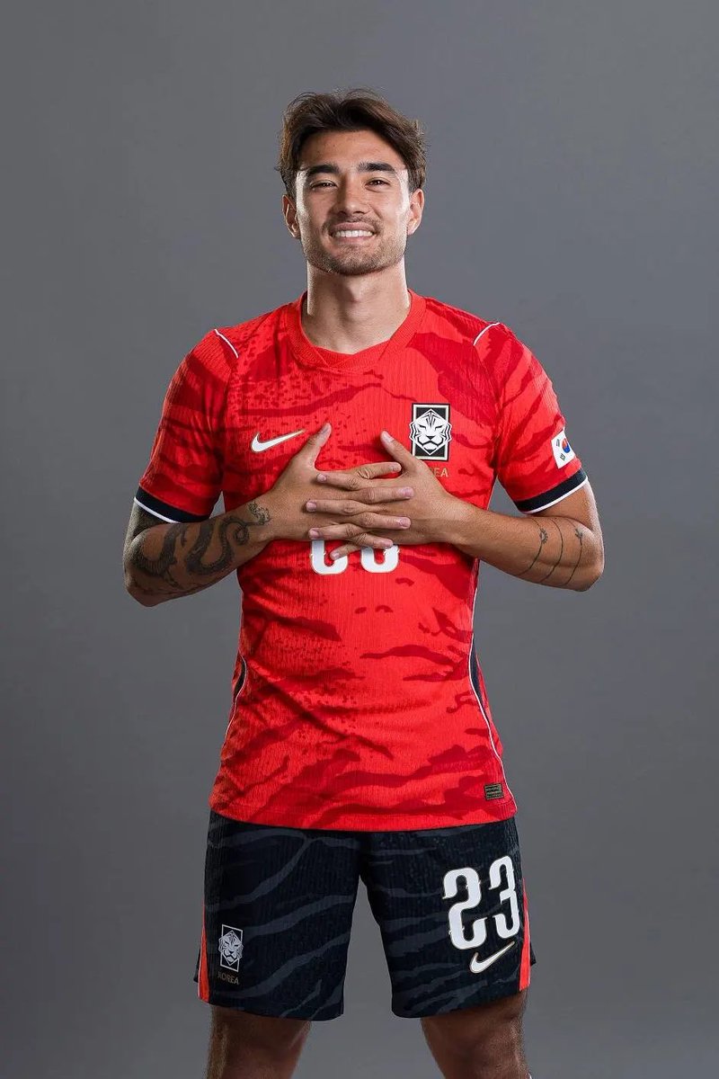 BibimBallers's tweet photo. Respected Korean football reporter Seo Hyung-wook shot down rumors that Jens Castrop 🇰🇷 didn’t adapt to Korean culture. 

He had no huge issues and seems to be well-liked in the locker room. 

It’s a shame some people tried to make Jens look bad. https://t.co/NOq6rE3QAP
