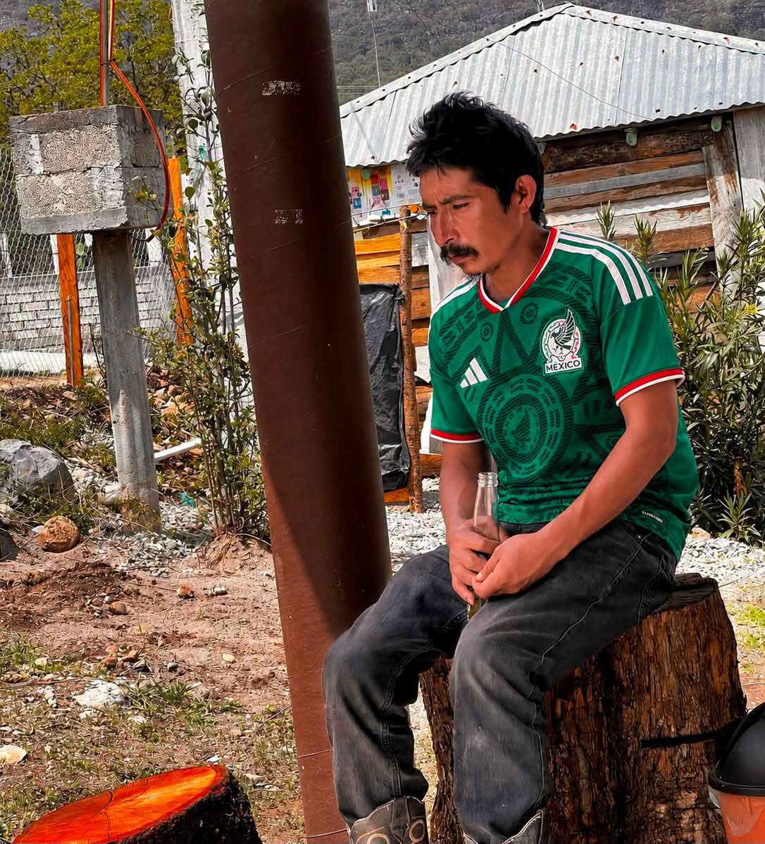 borrachito's tweet photo. Yo el lunes 6 de julio: bien amanecido festejando el triunfo de México sobre Inglaterra... si Dios quiere. 🇲🇽🙏🏼🍻 https://t.co/PGC7Kcck0m