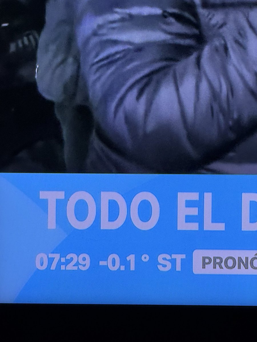 laugiaco's tweet photo. No quiero salir de la camaaaaaa https://t.co/eP4N0TNuVO