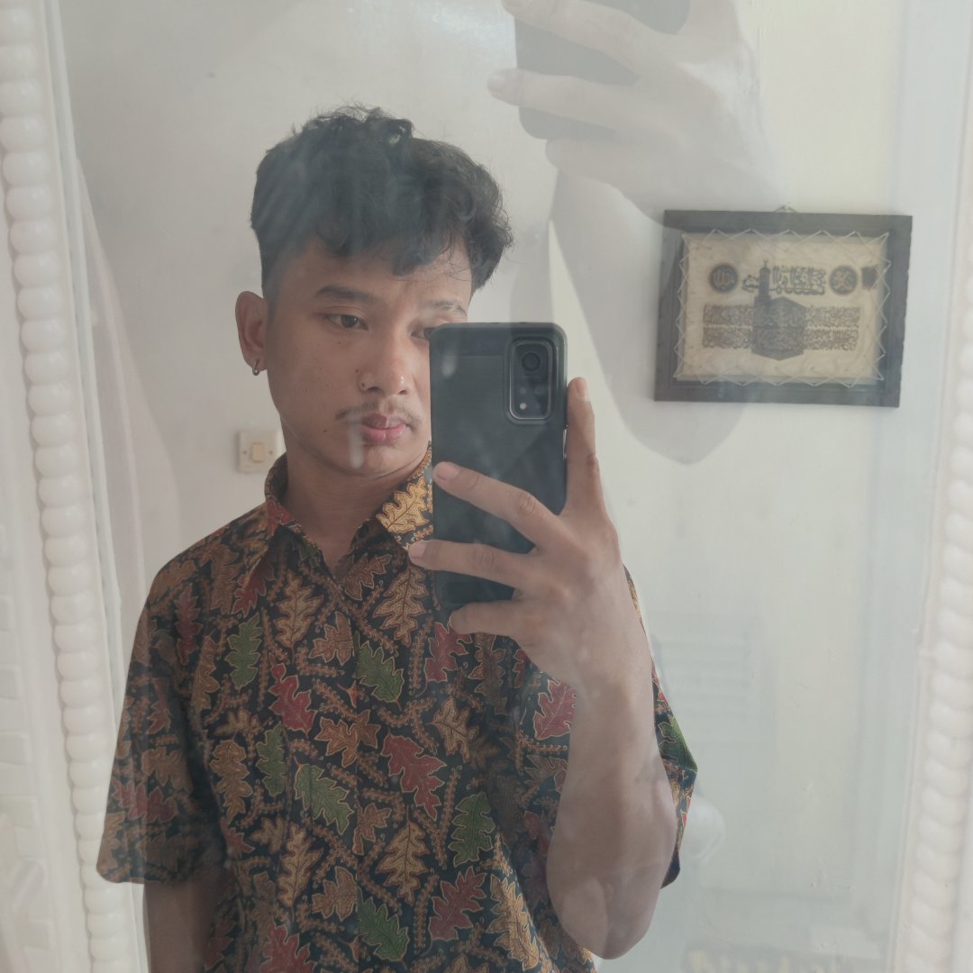 AmIScared13's tweet photo. Trend apaan begini😹 https://t.co/iVMQ75KVKC