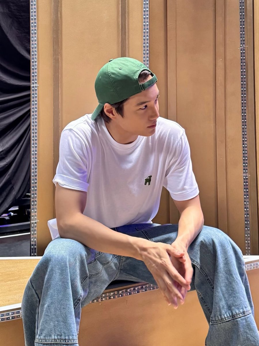 knockknock0408's tweet photo. KAI ins

리허설🐐
#광고
#Lacoste #라코스테 #노박조코비치 #GreatestOfAllTime LacosteGOAT https://t.co/kWo0mPY3MI