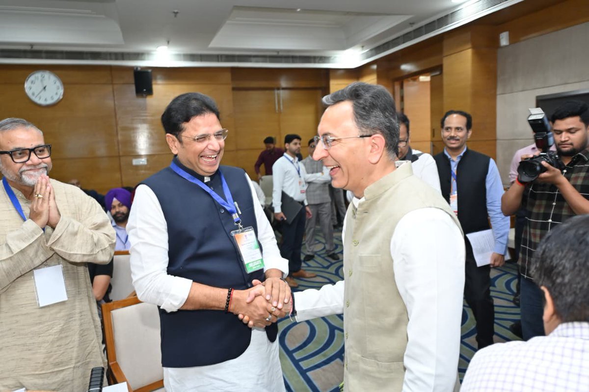 JitinPrasada's tweet photo. https://t.co/9dyTbasT8M